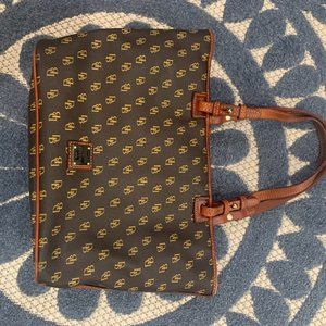 Dooney & Bourke purse